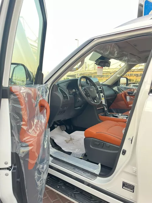 Nissan Patrol Platinum 5.6L Petrol 2025 - White - Carsooq