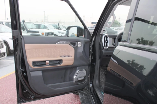 Jetour T2 Luxury 2.0L Petrol 2025 - Black / Beige - Carsooq