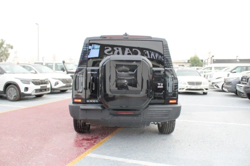 Jetour T2 Luxury 2.0L Petrol 2025 - Black / Beige - Carsooq