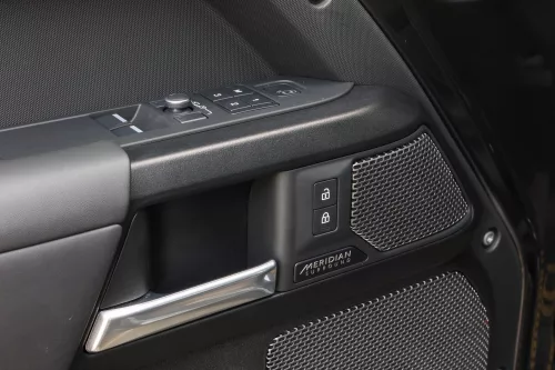 Land Rover Defender 90 P530 Carpathian Edition 2025 - Black - Carsooq