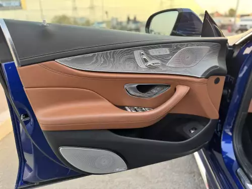 Mercedes-Benz GT63s 4.0L Petrol 2019 - Blue - carsooq