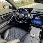 Mercedes-Benz S580 4.0L Petrol 2022 - Black - carsooq - Thumbnail 8