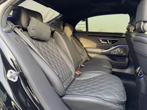 Mercedes-Benz S580 4.0L Petrol 2022 - Black - carsooq