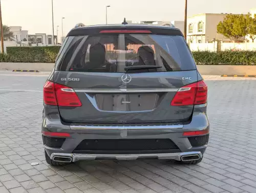 Mercedes-Benz GL500 4.7L Petrol 2015 - Grey / Beige - carsooq