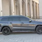 Mercedes-Benz GL500 4.7L Petrol 2015 - Grey / Beige - carsooq - Thumbnail 5