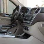 Mercedes-Benz GL500 4.7L Petrol 2015 - Grey / Beige - carsooq - Thumbnail 13