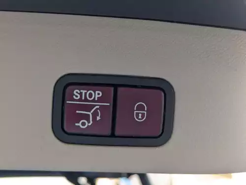 Mercedes-Benz GL500 4.7L Petrol 2015 - Grey / Beige - carsooq