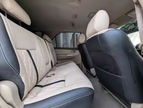Toyota Fortuner SR5 2.7L Petrol 2013 - White - Carsooq