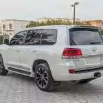 Toyota Land Cruiser 4.5L Diesel 2019 - White - Carsooq - Thumbnail 5