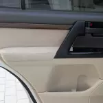 Toyota Land Cruiser 4.5L Diesel 2019 - White - Carsooq - Thumbnail 13