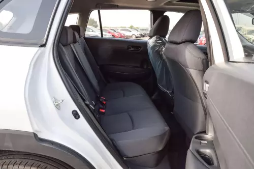 Toyota Corolla Cross 2.0L Hybrid 2025 - White - carsooq
