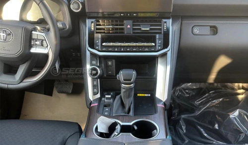 Toyota Land Cruiser VX 3.5L Petrol 2025 Model Year Black Color Exterior
