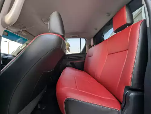 Toyota Hilux 2.7L Petrol 2017 (2025 facelift) Model Year - Black