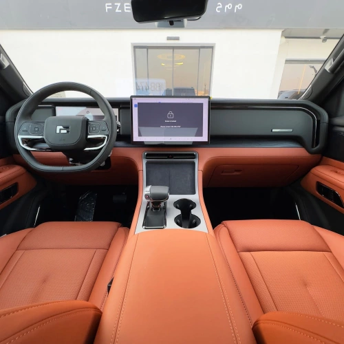 Rox 01 HEV 1.5L Petrol 2025 Model Year Black Color Exterior 