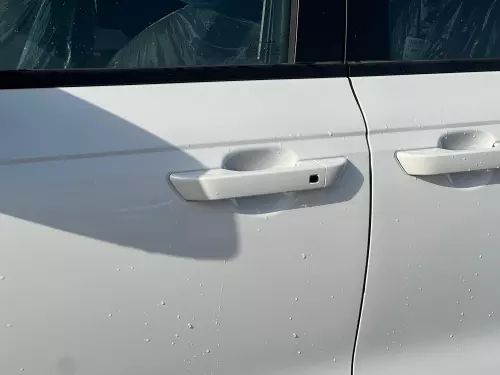 Brand New Kia Carnival 3.5L V6 8-Seater 2025 - White