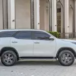 Toyota Fortuner EX.R 2.7L Petrol 2022 Model Year - White  - Thumbnail 6