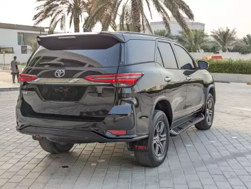 Toyota Fortuner EXR 2.7L Petrol 2017 Face-Lifted 2025 - Black