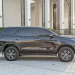 Toyota Fortuner EXR 2.7L Petrol 2017 Face-Lifted 2025 - Black - Thumbnail 7