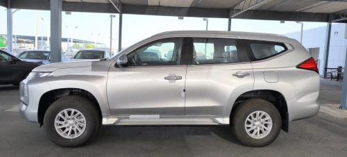 Mitsubishi Montero Sport 2.4L Diesel 2023 Mode Year Silver Color Exterior 
