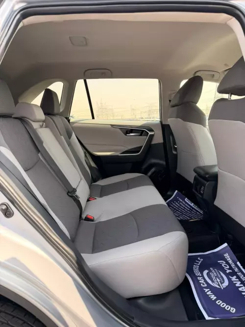 Toyota Rav4 XLE 2.5L Petrol 2025 Model Year Silver Color Exterior