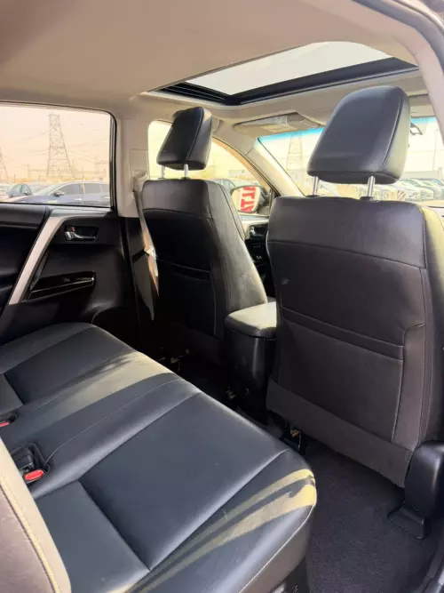 Toyota Rav4 Limited 2.5L Hybrid 2016 Model Year Black Color Exterior