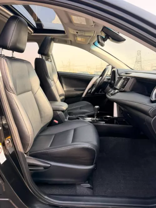 Toyota Rav4 Limited 2.5L Hybrid 2016 Model Year Black Color Exterior