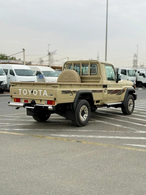 Toyota Land Cruiser LC 79 Pick-Up 4.0L Petrol 2026 Model Year Beige Color Exterior 