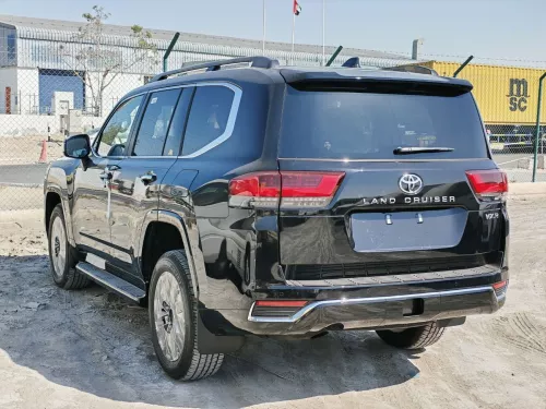 2026 Toyota Land Cruiser LC300 VXR 3.5L V6 Twin Turbo Petrol A/T 4WD Only For Africa 