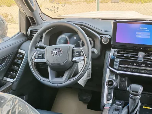 2026 Toyota Land Cruiser LC300 VXR 3.5L V6 Twin Turbo Petrol A/T 4WD Only For Africa 