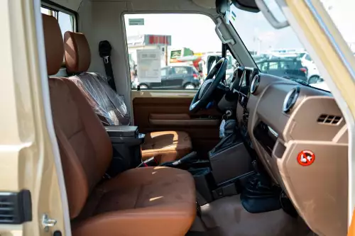 Toyota Land Cruiser LC 79 Pick Up 4.0L Petrol 2025 - Beige