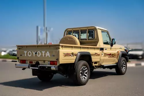 Toyota Land Cruiser LC 79 Pick Up 4.0L Petrol 2025 - Beige