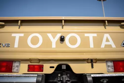 Toyota Land Cruiser LC 79 Pick Up 4.0L Petrol 2025 - Beige