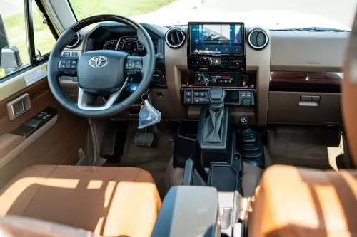 Toyota Land Cruiser LC 79 Pick Up 4.0L Petrol 2025 - Beige