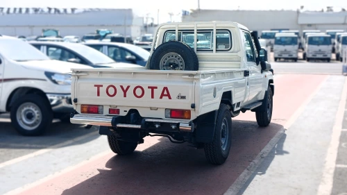 Toyota Land Cruiser LC79 Pick Up 2.8L Diesel 2025 - White Exterior 