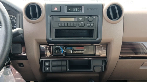 Toyota Land Cruiser LC79 Pick Up 2.8L Diesel 2025 - White Exterior 