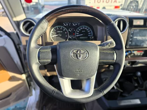 Toyota Land Cruiser Pick Up LC 79 Series 4.0L Petrol 2022 Model Year White Color Exterior
