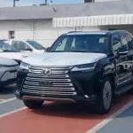 Lexus LX700h 3.5L Hybrid Signature 2025 Model Year Black Color Exterior - Thumbnail 2
