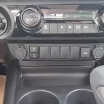 TOYOTA HILUX 2.4L A/T DIESEL LIMITED 4X4 FULL OPTION 2026 MODEL YEAR  - Thumbnail 15