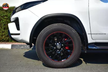 2023 TOYOTA FORTUNER LEGENDER 4.0L V6 PETROL