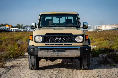 Toyota Land Cruiser LC 79 Pick up 4.0L Petrol 2025 Model Year Beige Color Exterior
