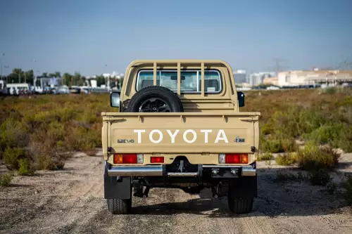 Toyota Land Cruiser LC 79 Pick up 4.0L Petrol 2025 Model Year Beige Color Exterior