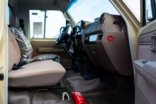 Toyota Land Cruiser LC 79 Pick up 4.0L Petrol 2025 Model Year Beige Color Exterior