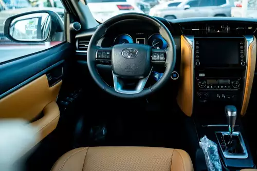  Toyota Fortuner SR.5 4.0L Petrol 2025 Model Year White Color Exterior