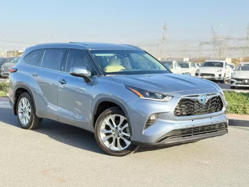 Toyota Highlander Platinum 2.5L Hybrid 2024 Model Year Silver Color Exterior 