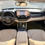 Toyota Highlander Platinum 2.5L Hybrid 2024 Model Year Silver Color Exterior  - Thumbnail 7