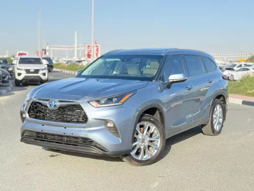 Toyota Highlander Platinum 2.5L Hybrid 2024 Model Year Silver Color Exterior 