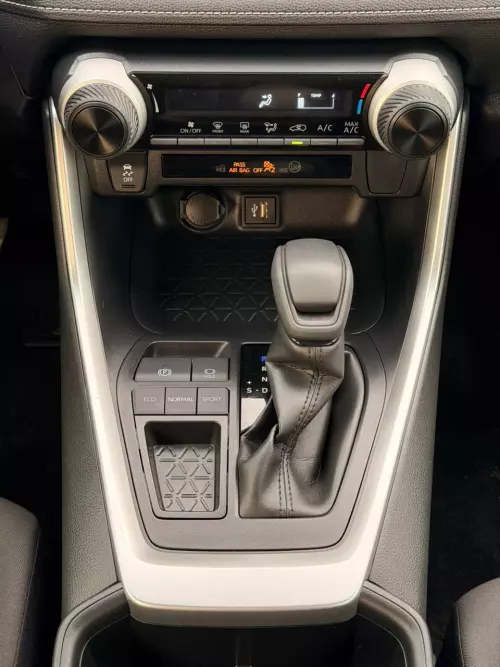 Toyota Rav4 LE 2.5L Petrol 2023 Model Year White Color Exterior 