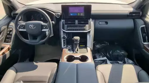 Toyota Land Cruise 3.3L DIESEL GXR TWIN TURBO MY2025