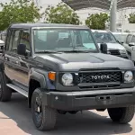 Toyota Land Cruiser 79 (LC79) Pickup 4.0L Petrol 2025 - Grey  - Thumbnail 2