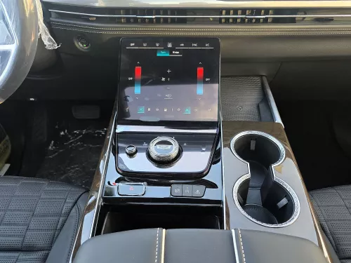  Cadillac Escalade Platinum 6.2L Petrol V8 4WD Sport 2026 Model Year Black Color Exterior